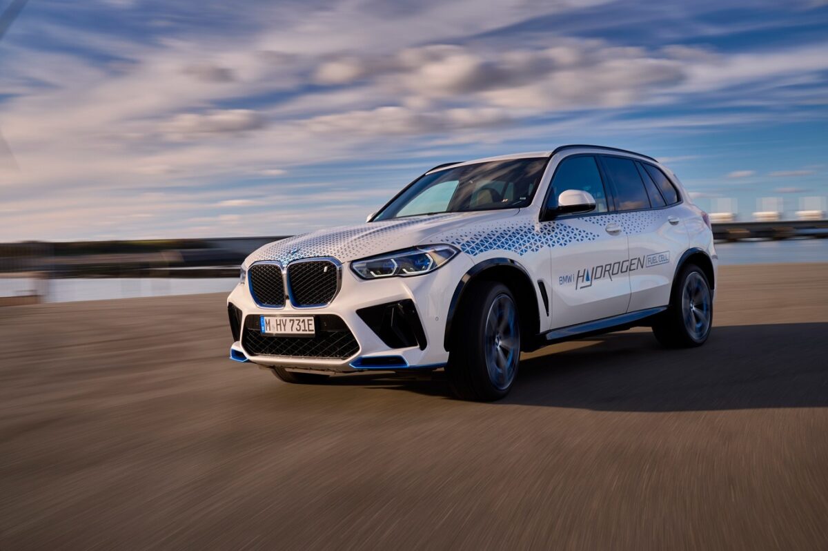 Il BMW Group mantiene la rotta verso un futuro di successo