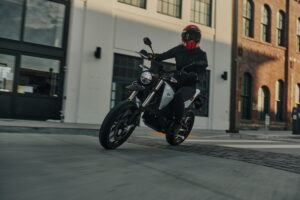 Zero Motorcycles alla Design Week 2024