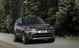 35 anni di Discovery: Land Rover svela la special Anniversary Edition che celebra i 35 anni del SUV full-size