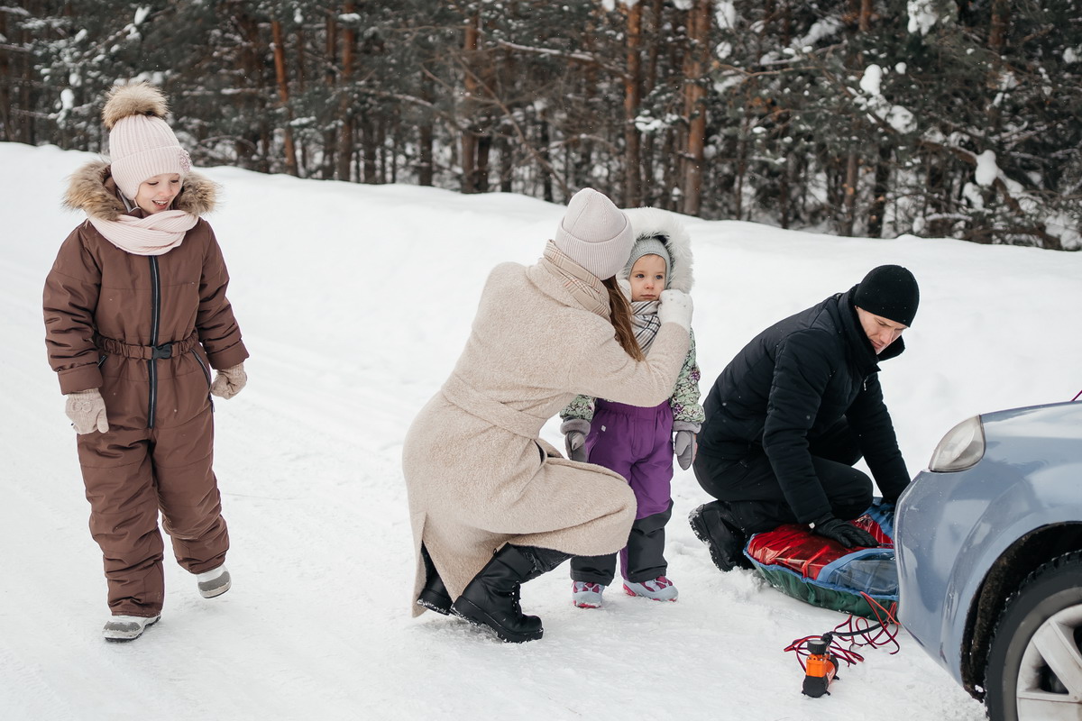 Catene da neve e normativa: cosa dice la legge in Italia