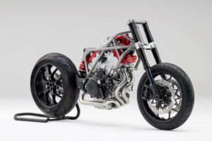 EICMA 2024, Honda con il suo rivoluzionario V3 di 75° con compressore elettrico