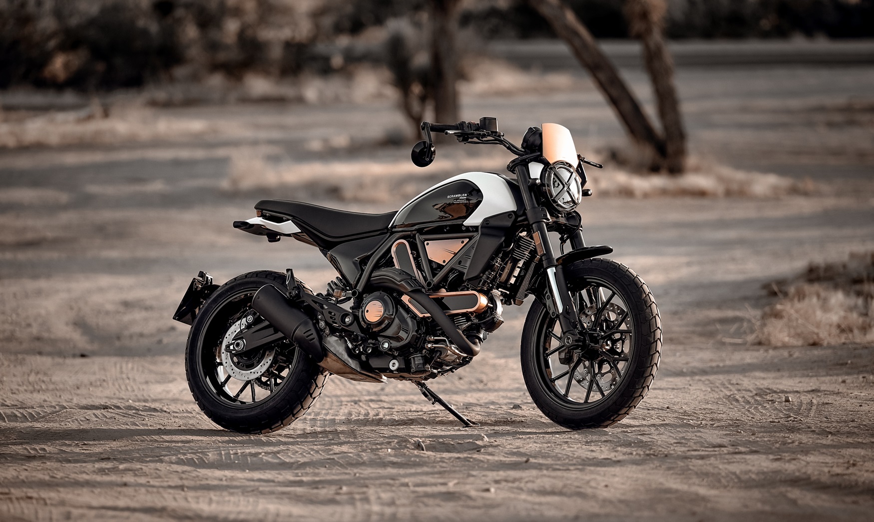 Tutte le novità 2025 della gamma Scrambler® e il nuovo concept CR24I al Motor Bike Expo di Verona