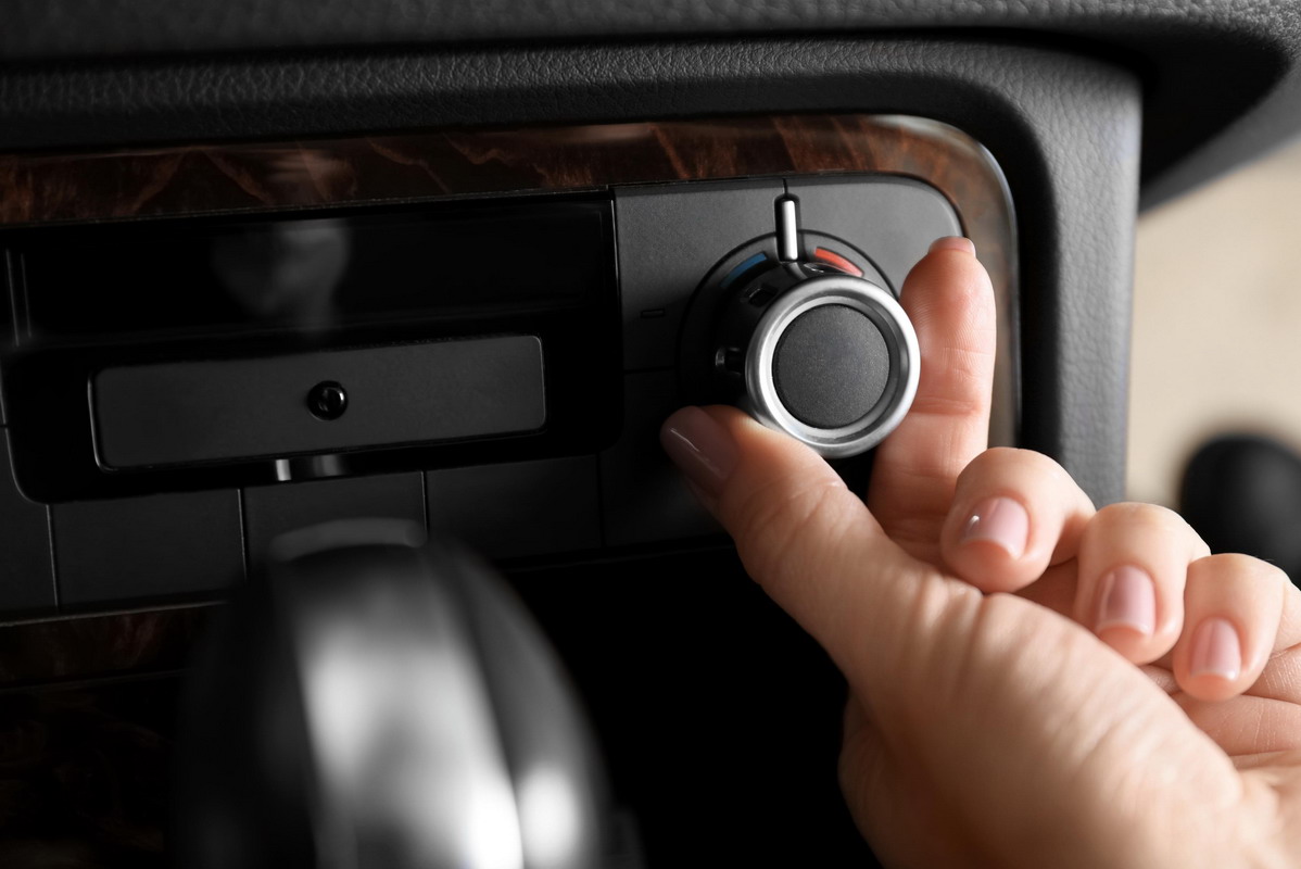 Come scegliere i cavi giusti per l’impianto stereo auto