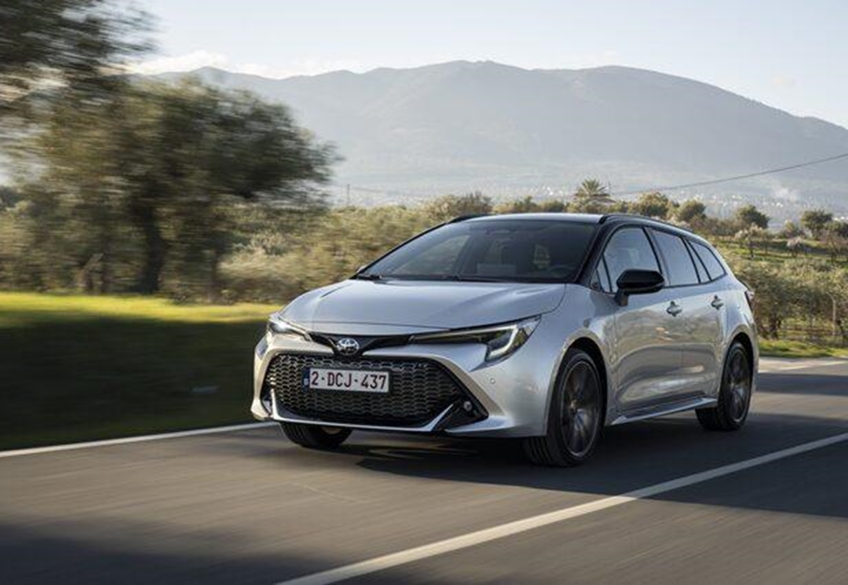 Toyota Corolla: nuove dotazioni per la versione Touring Sport 2025