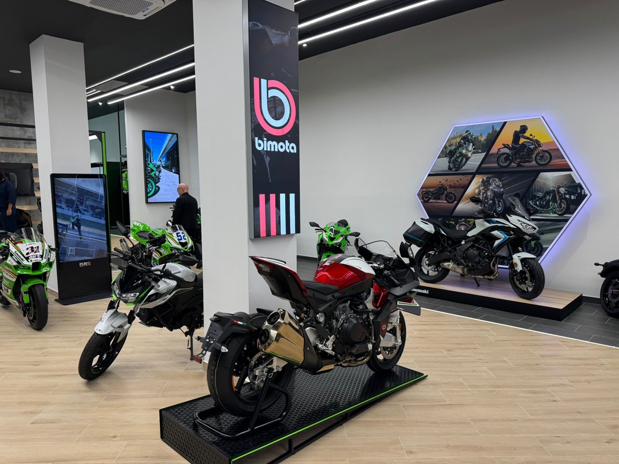 Nasce a Napoli l’Exclusive Store di Pizzo Motors: il nuovo tempio delle due ruote