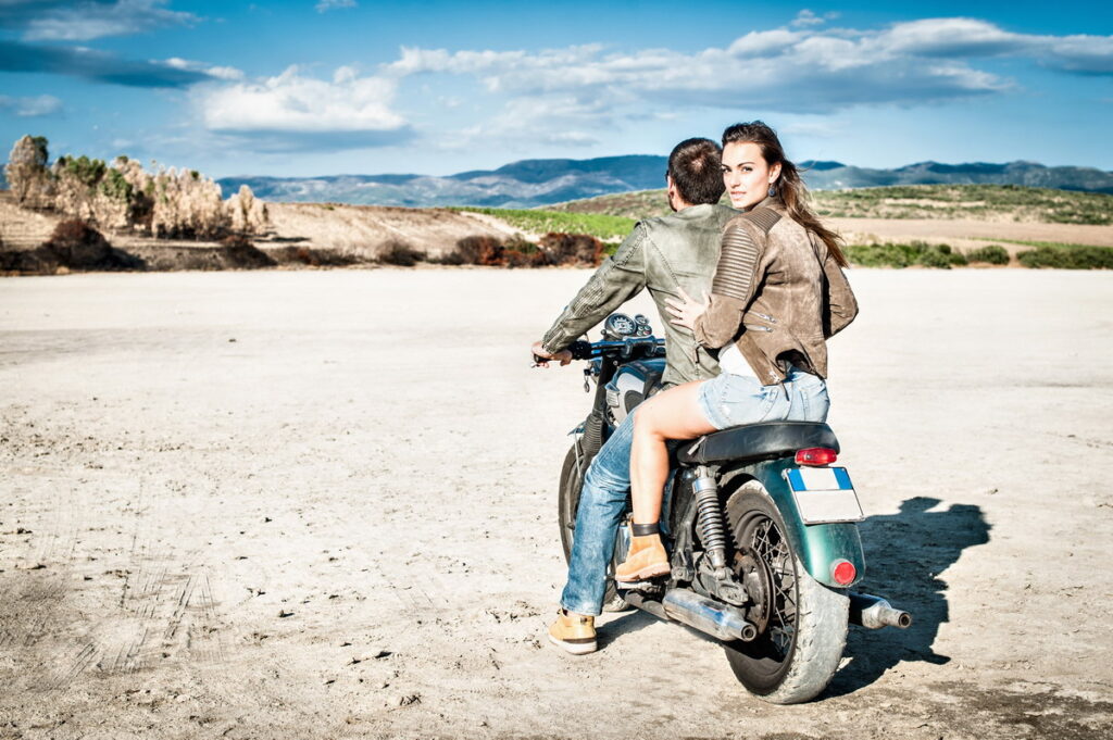 Scarpe e stivali estivi per motociclisti: comfort e protezione
