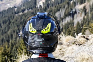TANAMI Carbon di Caberg: il casco crossover che unisce strada e sterrato