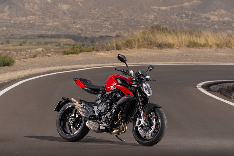 MV Agusta Brutale 800: Brutally Fun