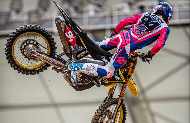 La Suzuki RM-Z450: vent’anni di successi senza fine