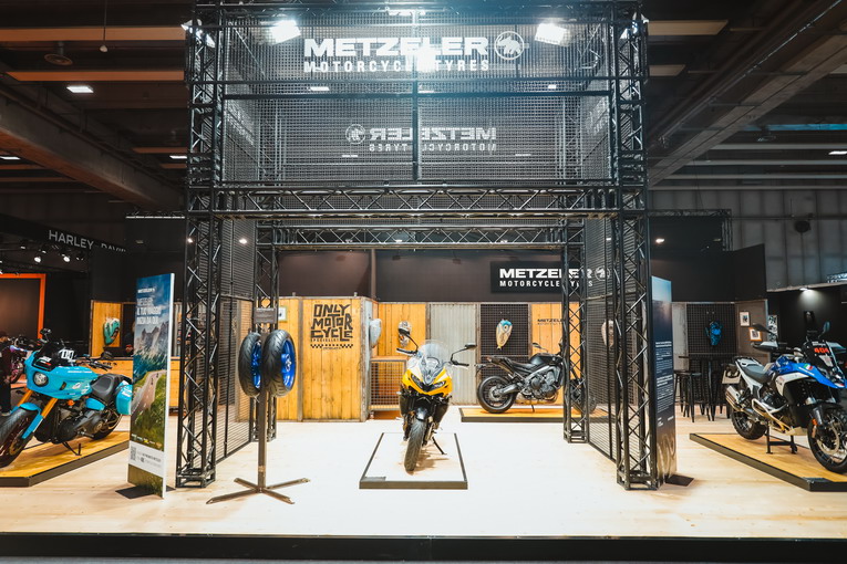 Metzeler a Motor Bike Expo 2026 con le ultime novità e come partner di MBE Premium Selection